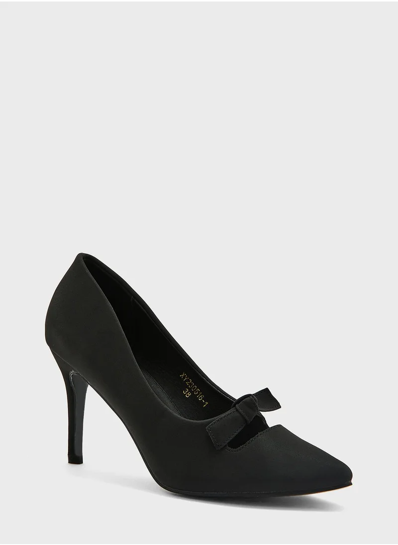 ELLA Bowbpointed Pump