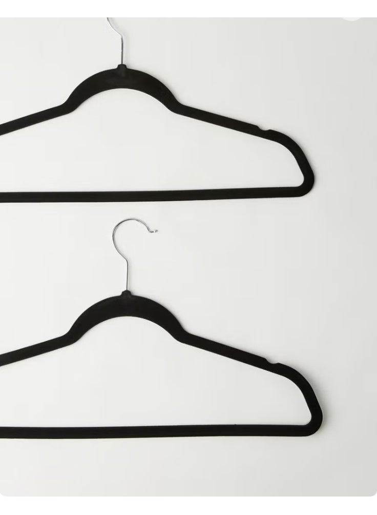 25 Piece Non-Slip Ultra Slim Velvet Hanger, Set Made In Sturdy Material For Closet Organization in Black, 44.5x23.5cm - Image 2
