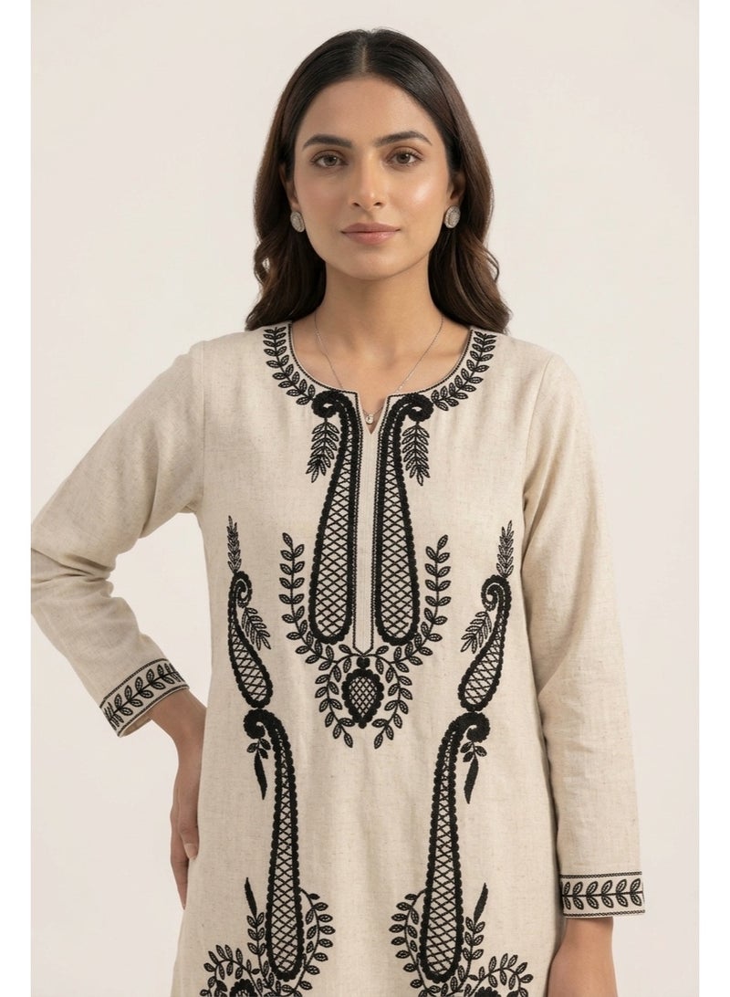 Lucky kids Elegant Floral Embroidered V-Neck Co-ord Set - Image 3