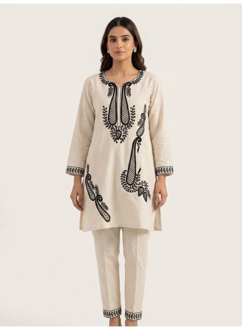 Lucky kids Elegant Floral Embroidered V-Neck Co-ord Set - Image 1