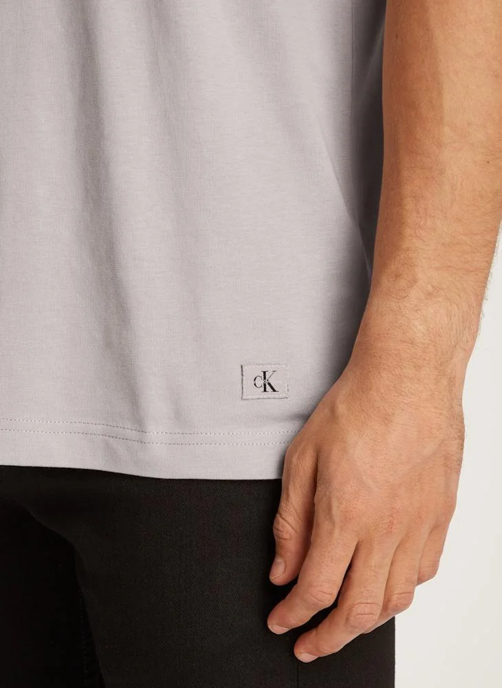 كالفن كلاين جينز Essential  Crew Neck T-Shirt