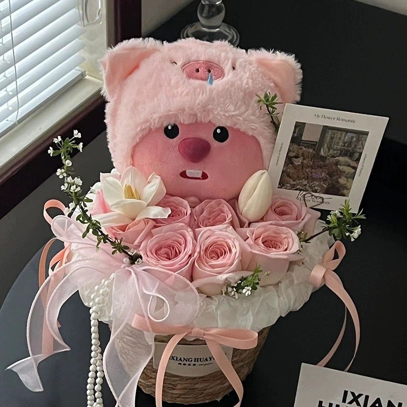 Valentine's Day Gift: Loopy Beaver Plush Bouquet with Eternal Roses for Girlfriend, Best Friend, or Birthday