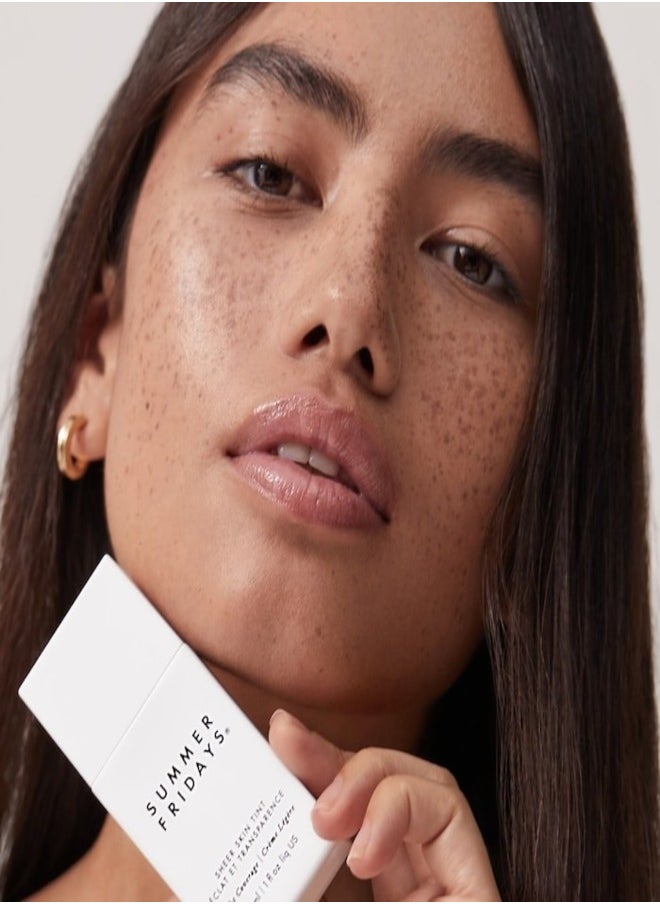 SUMMER FRIDAYS Summer Fridays Sheer Skin Tint with Hyaluronic Acid & Squalane – Lightweight, Hydrating Coverage, Shade 4 - light medium with neutral olive undertones 30ml  - Image 4