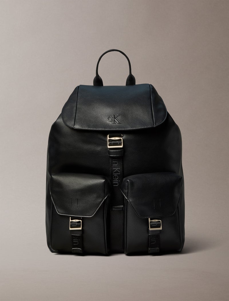 كالفن كلاين حقيبة ظهر بقلّاب - Image 1