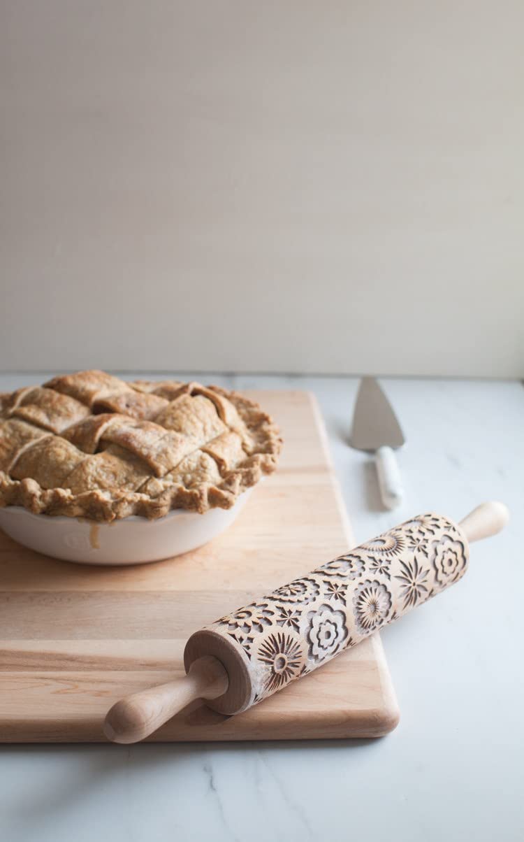 Emile Henry 9" Pie Dish - Modern Classics Collection | Sugar - Image 4