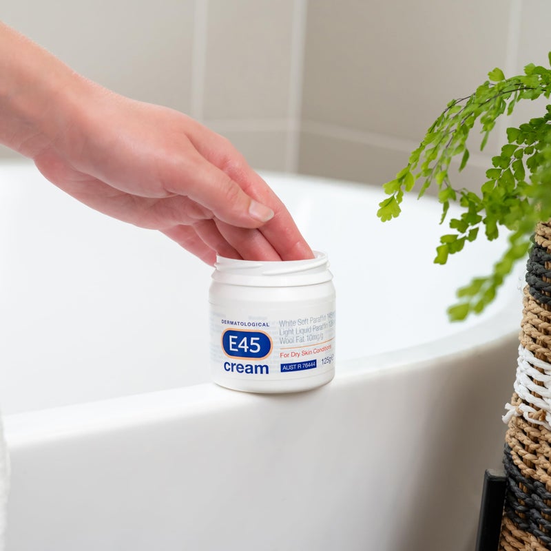 E45 Dermatological Cream 125G - Image 3