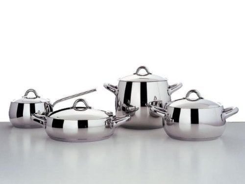 Alessi, "MAMI", Long handled saucepan in 18/10 stainless steel mirror polished,1 qt 23 oz - Image 2