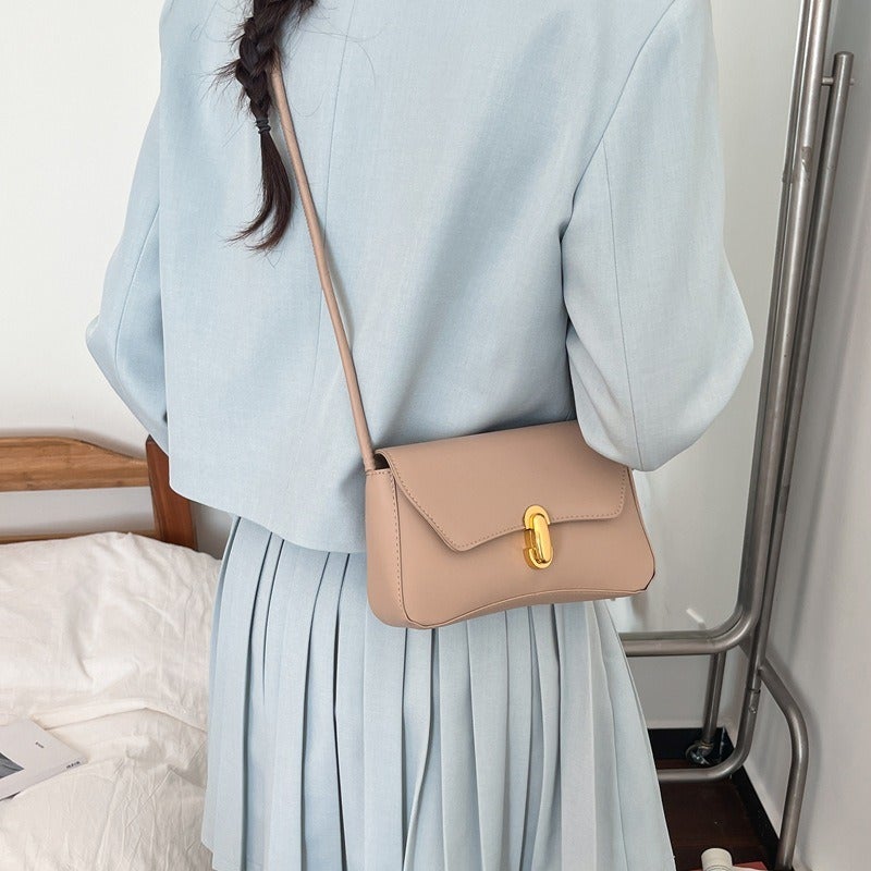 Korean‑style niche, fashionable, minimalist casual bag—2026 spring new arrival, chic lock‑detail tote, trendy shoulder bag. - Image 3