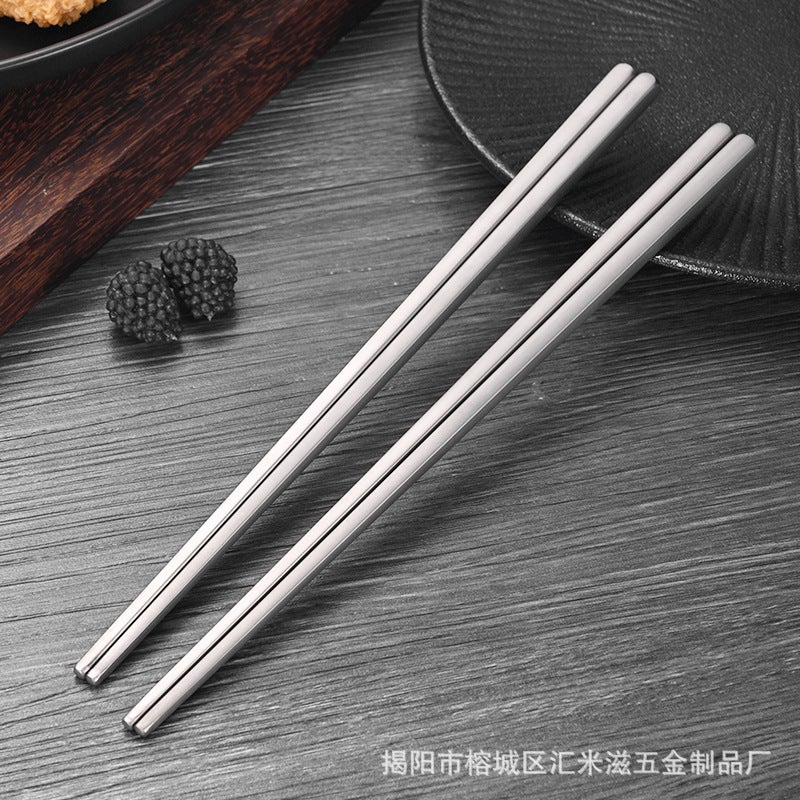 Pure Titanium Chopsticks, Pure Steel Material, Camping Titanium Tableware, Whole Square Chopsticks, Outdoor Non-Slip Chopsticks, High Temperature Resistance, Can Be Added With Logo - Image 2
