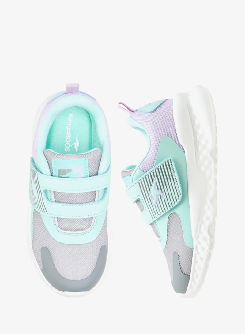 كانغاروس حذاء رياضي للبنات بأربطة لاصقة وتصميم ملون