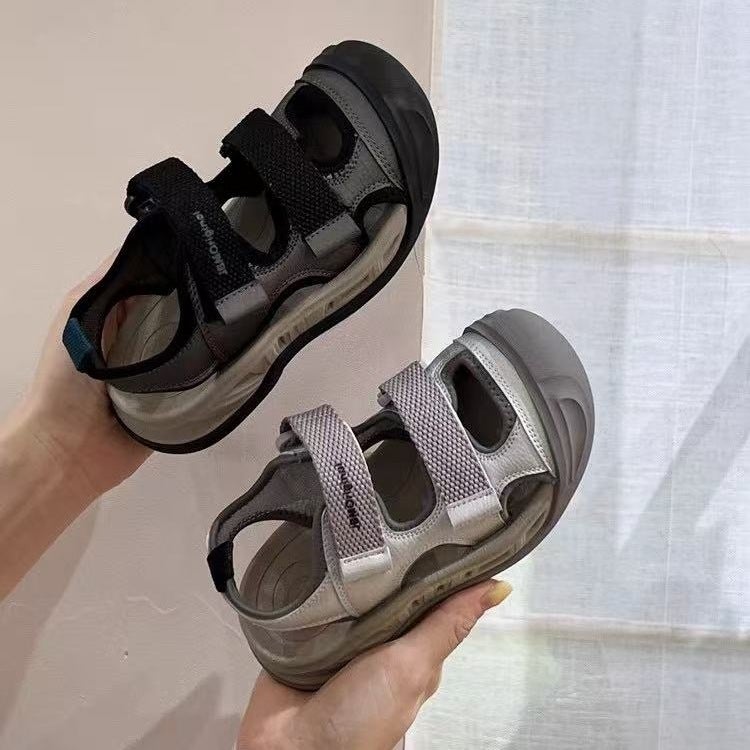 Summer New Style Children''s Outdoor Closed-Toe Anti-Kick Sports Sandals for Boys, Hollow Casual Soft-Soled Non-Slip Beach Shoes - Image 2