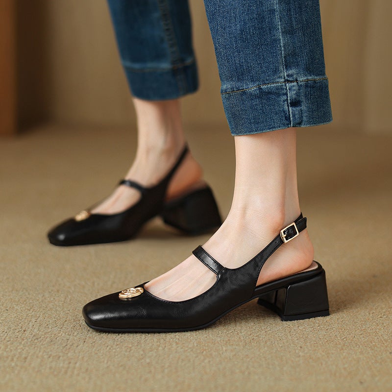 2024 Summer Fashion Mid-Heel Metal Butterfly 31-43 Size Size Buckle Strap Baotou Sandals - Image 4