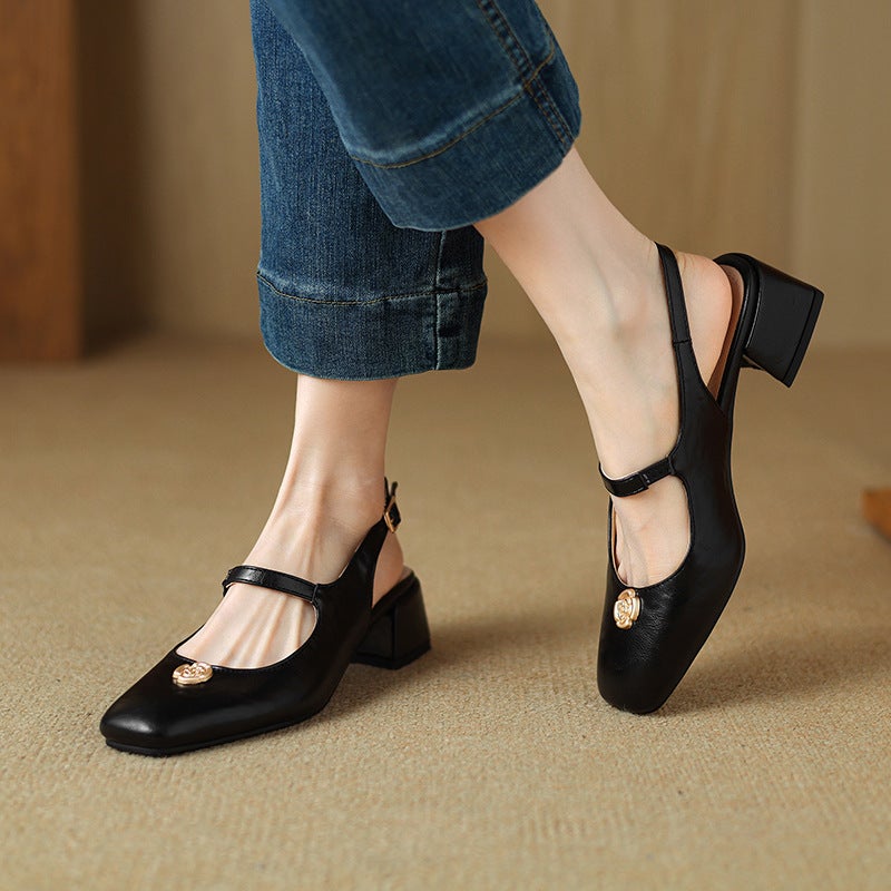2024 Summer Fashion Mid-Heel Metal Butterfly 31-43 Size Size Buckle Strap Baotou Sandals - Image 5