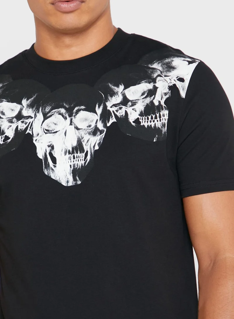 RIVER ISLAND Skull Placement Crew Neck T-Shirt
