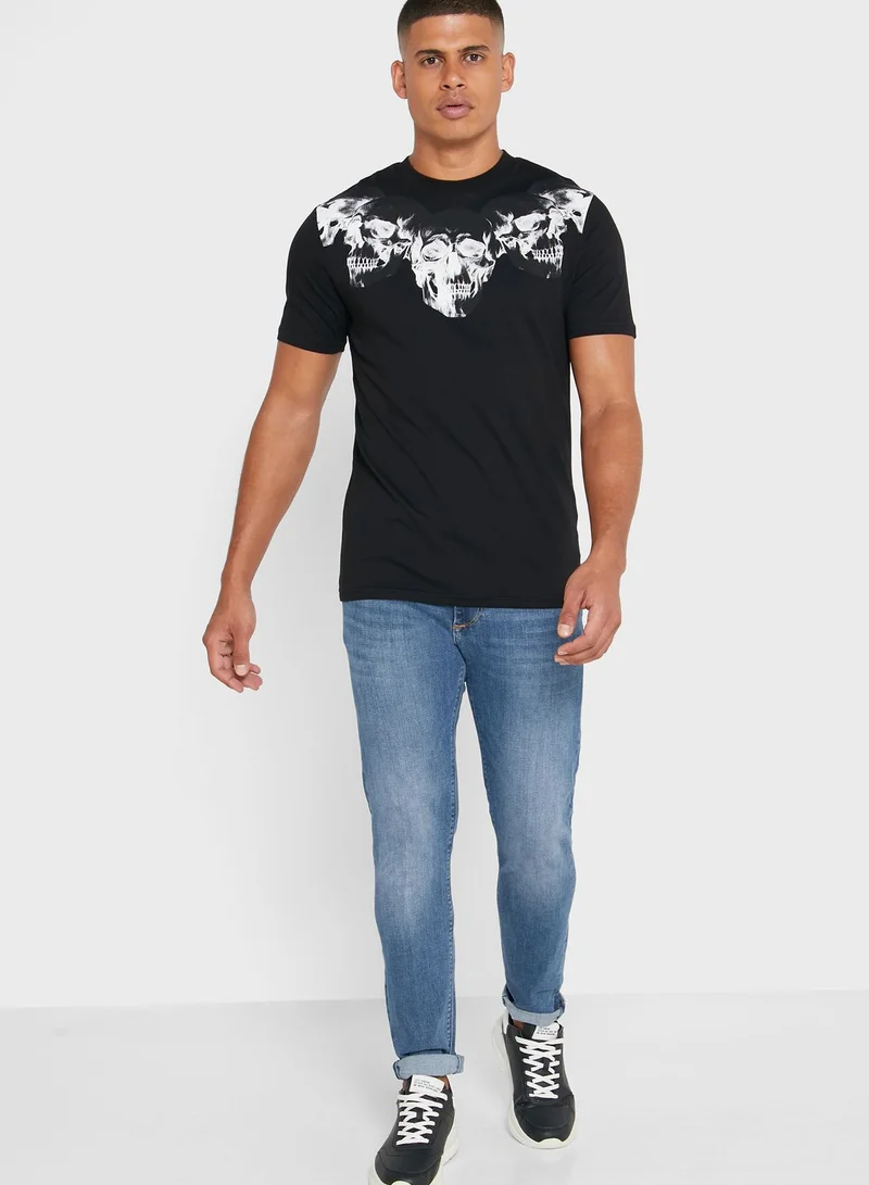 RIVER ISLAND Skull Placement Crew Neck T-Shirt