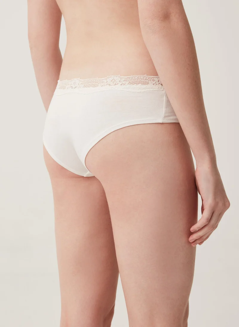 او في اس Ovs Two-Pack Knicker Shorts With Lace Trim