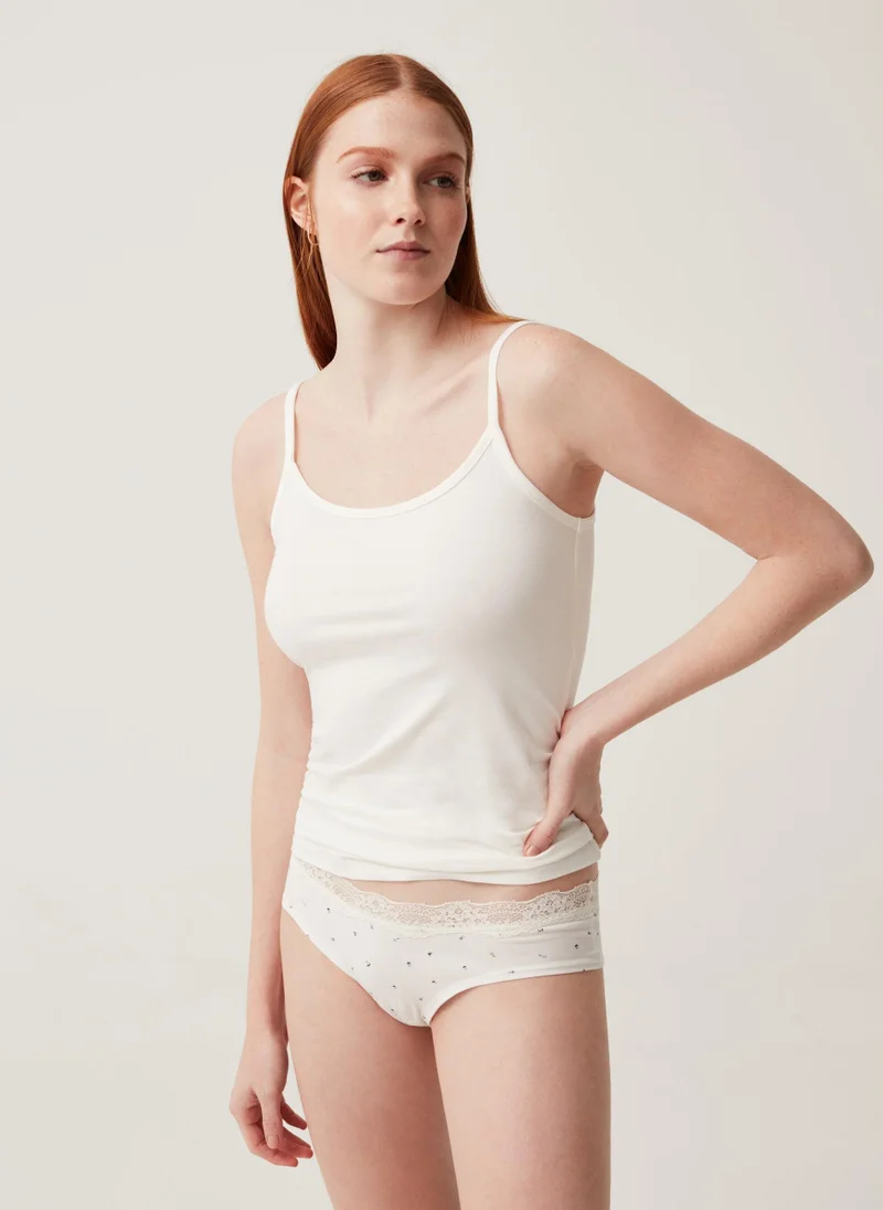 او في اس Ovs Two-Pack Knicker Shorts With Lace Trim