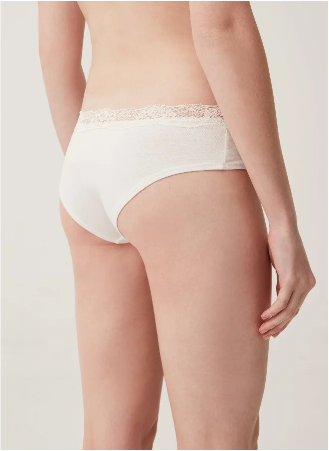 او في اس Ovs Two-Pack Knicker Shorts With Lace Trim