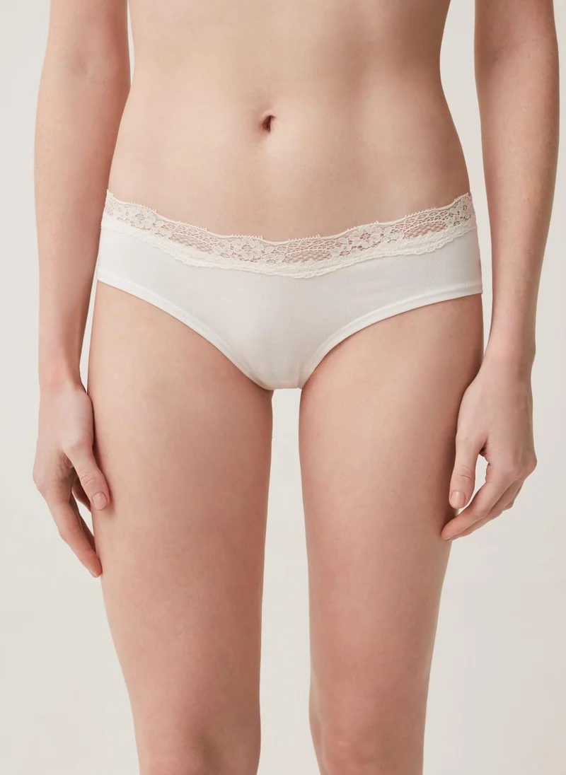 او في اس Ovs Two-Pack Knicker Shorts With Lace Trim