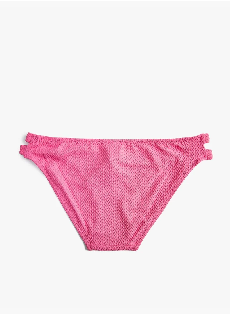 كوتون Tissued Bikini Bottom Cut Out Detail