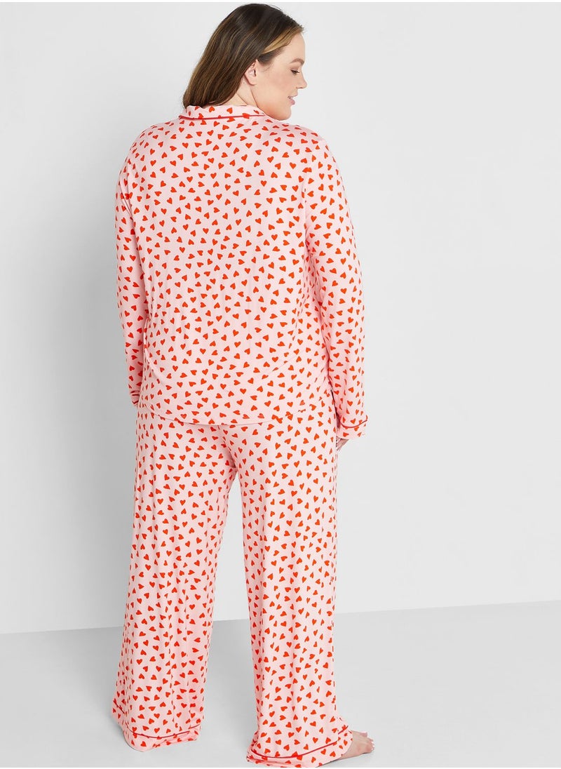 In The Style Curve - Heart Print Shirt & Pyjama Set - Image 1
