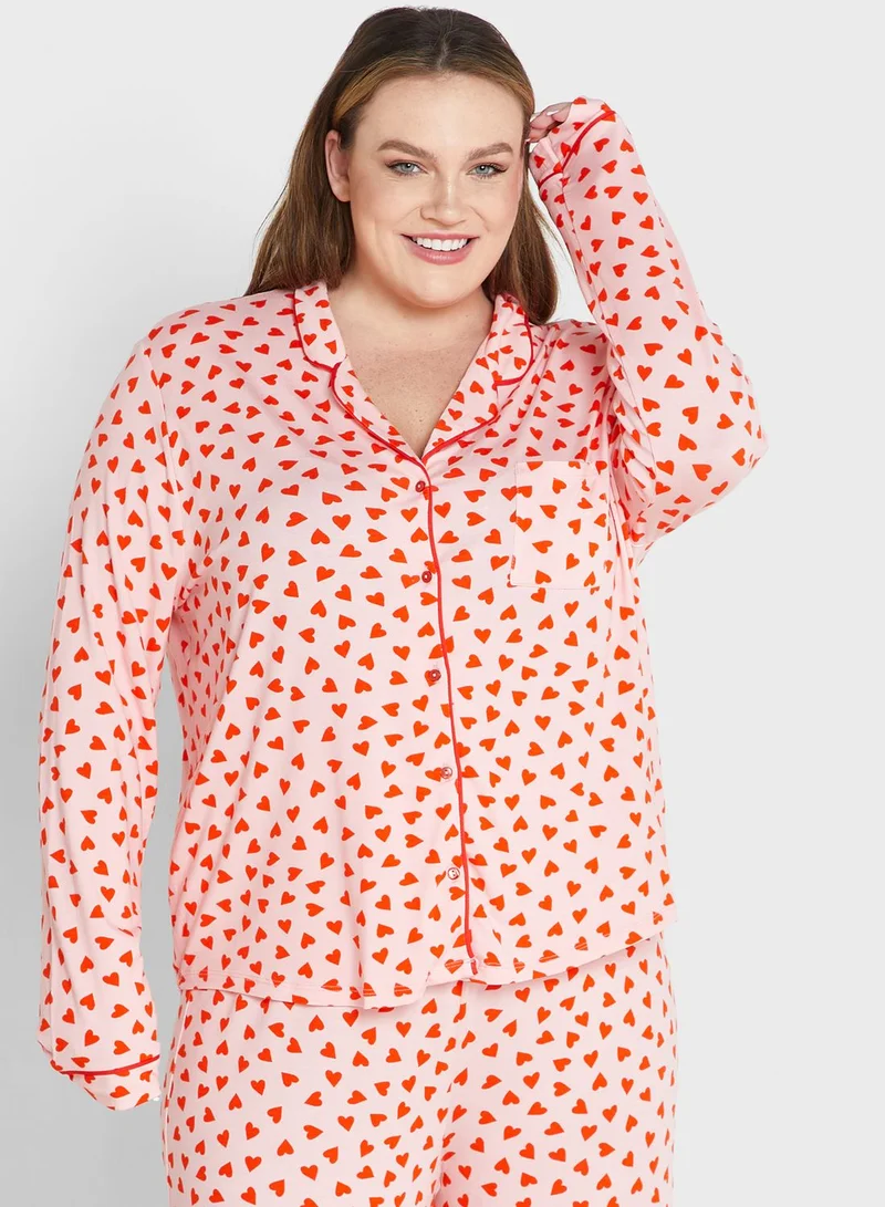 In The Style Curve Heart Print Shirt & Pyjama Set
