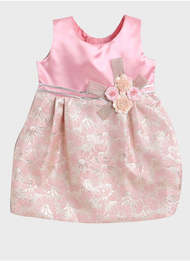 Kids Brocade Midi Dress - pzsku/Z8EB02EB9F6EDE285999FZ/45/_/1704212450/20b5349f-a633-4139-9eb0-00c91277e2f0