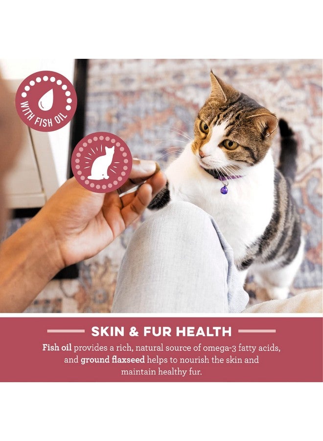 Greenies Feline Smartbites Skin & Fur Health Crunchy and Soft Natural Cat Treats, Salmon Flavor, 4.6 oz. Pouch - Image 5