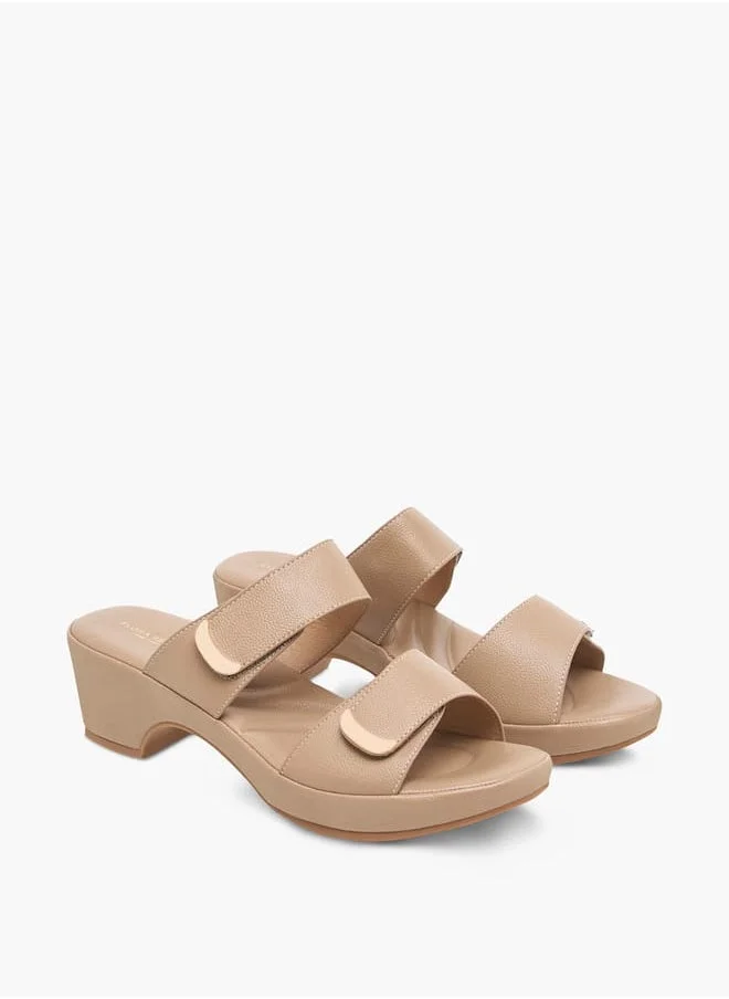 فلورا بيلا من شو إكسبرس Women's Textured Slip-On Sandals with Block Heels