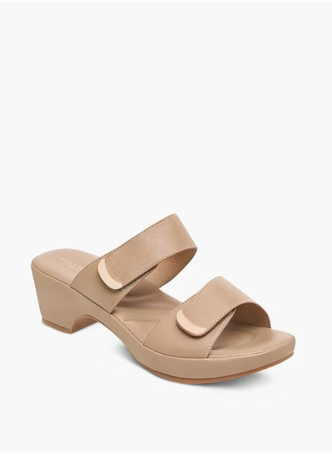 فلورا بيلا من شو إكسبرس Women's Textured Slip-On Sandals with Block Heels