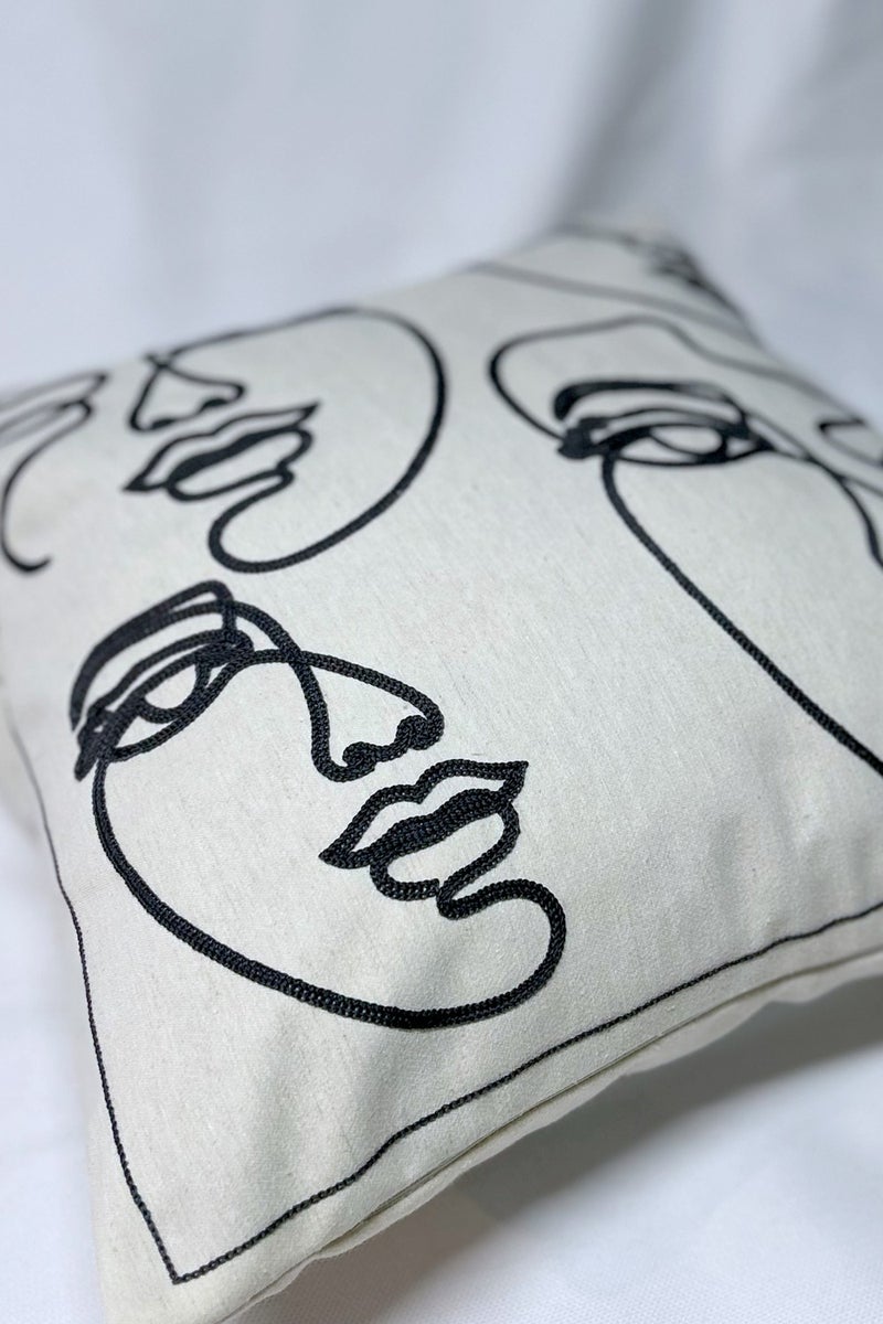 Filamente Special Design Real Punch Punch Pattern Bohemian Cushion Cover Beige  - Image 2