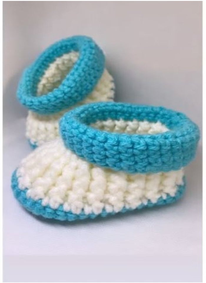 Braidise Creations - Crochet made Baby Shoes White and Green 4.5 inch sole for new born, 2 to 6 months baby feet - Image 1
