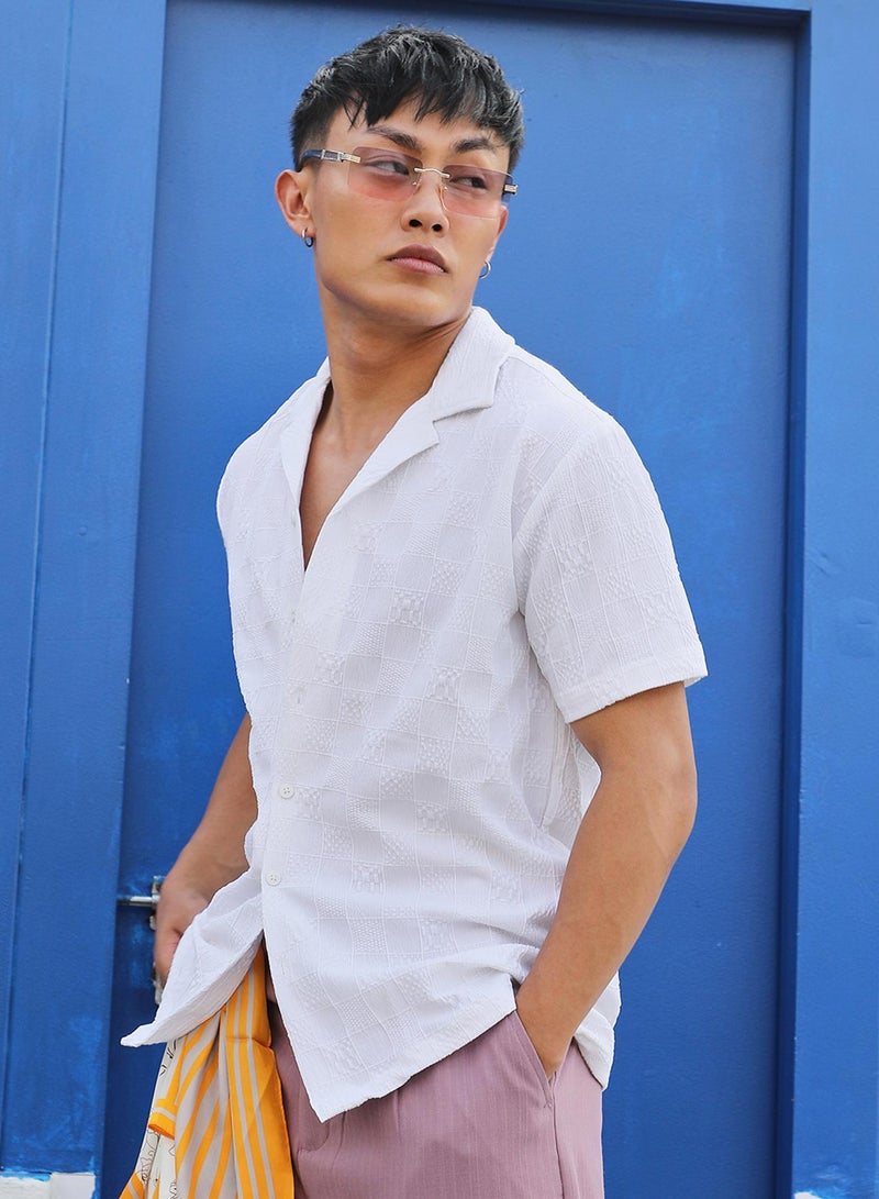 Campus Sutra Campus Sutra Men's Chalk White Creased-Check Shirt For Casual Wear | Cuban Collar | Short Sleeve | Button Closure | Shirt Crafted With Comfort Fit For Everyday Wear  - Image 2