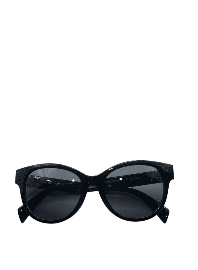 Influence Germany - Stylish Oval Black Sunglasses for Women with Gold Side Arms - Image 3