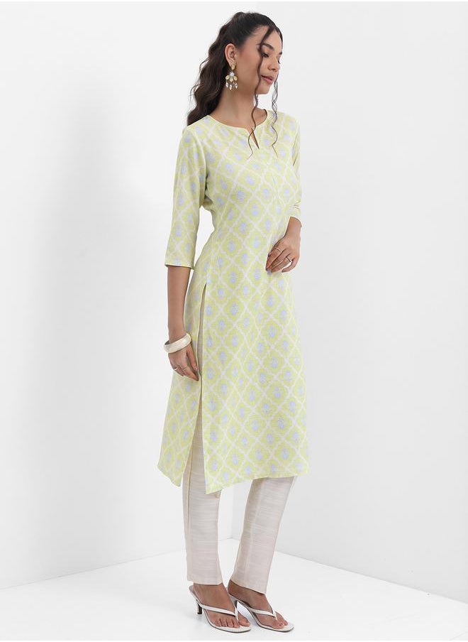 Vishudh Ethnic Motifs Printed Notched Neck Kurta by Styli  - Image 4
