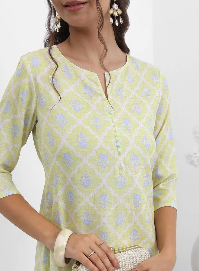 Vishudh Ethnic Motifs Printed Notched Neck Kurta by Styli