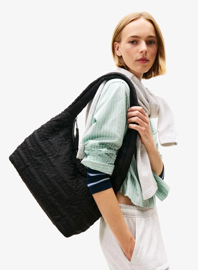 تومي جينز حقيبة هوبو بنقشة حضرية