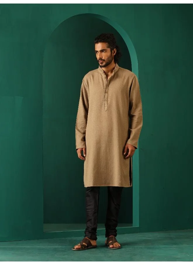 ترو برونز Men's  Beige Dobby Textured Kurta