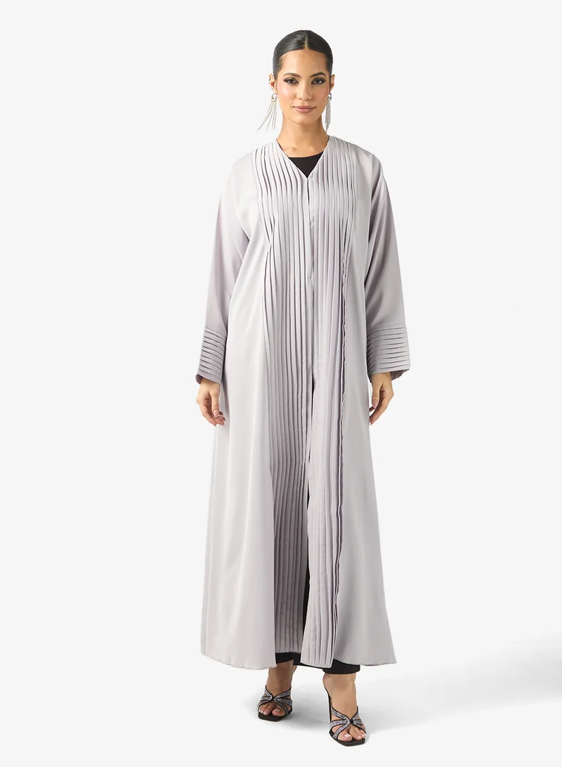 خزانة عباية أساسية مع شيلا