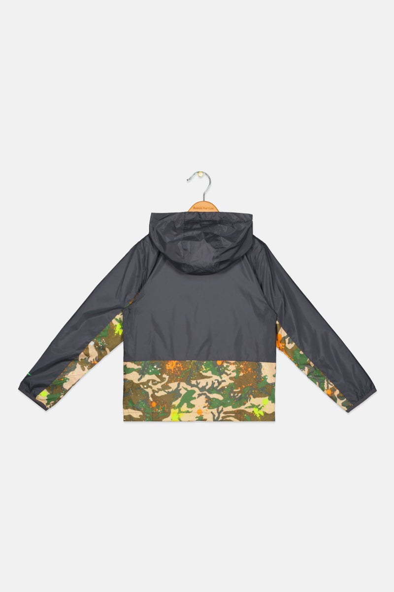 Nike جاكيت تدريب كاموفلاج رياضي للأطفال من نايك 3 براند بواسطة راسل ويلسون، متعدد الألوان - Image 2