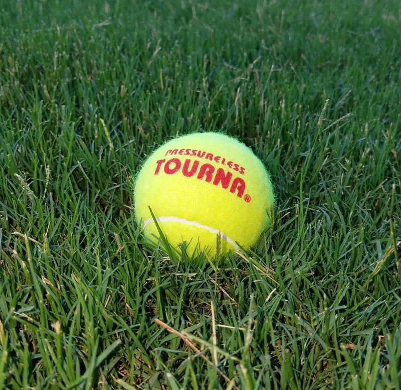 Tourna Mesh Carry Bag of 18 Tennis Balls - Image 3