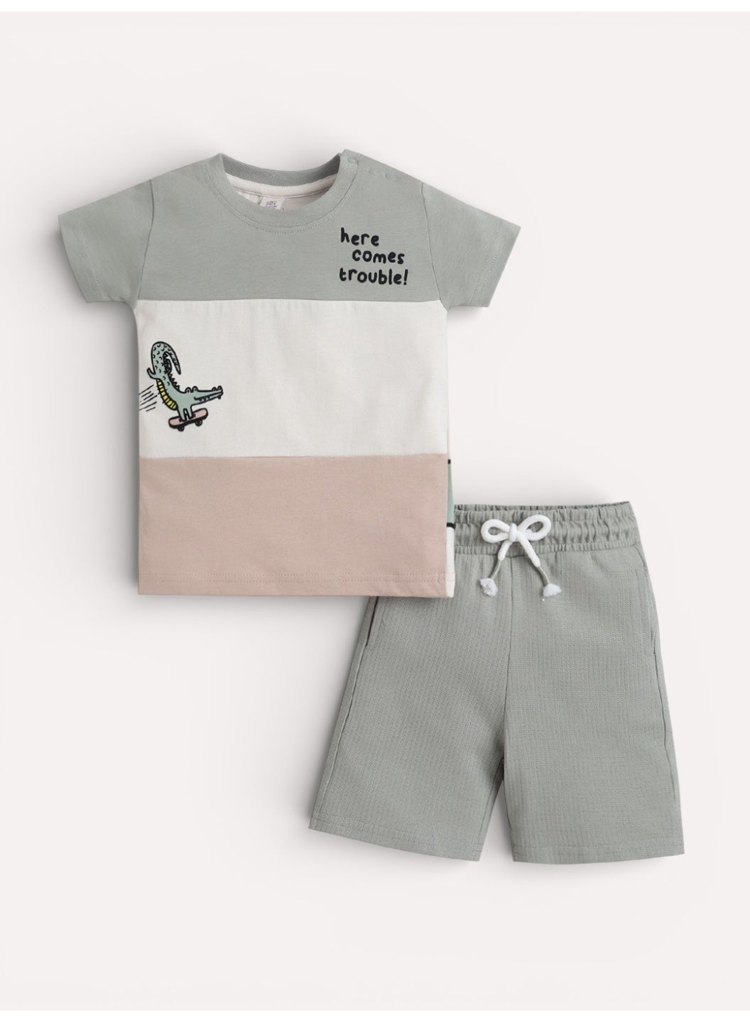 victor and jane Infant Boys’ 2-Piece Set – Crocodile Print Colour-Block T-Shirt & Drawstring Shorts