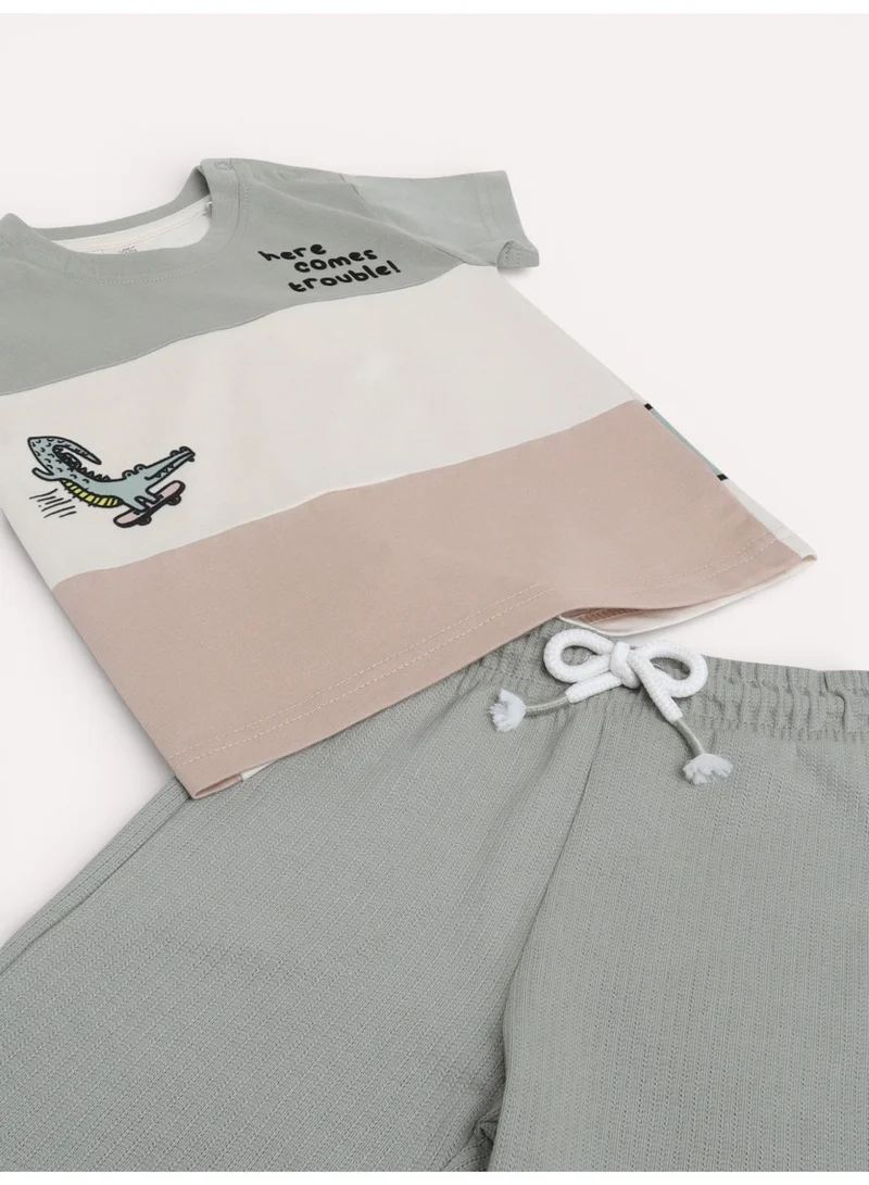 Victor And Jane  Infant Boys’ 2-Piece Set – Crocodile Print Colour-Block T-Shirt & Drawstring Shorts for Men | Best Price UAE
