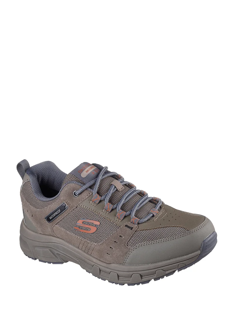 SKECHERS Oak Canyon