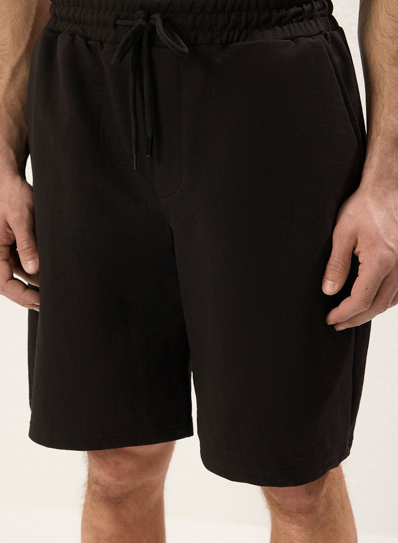 trendyol Basic Black Oversized /Wide Cut Rubber Waist Lace-Up Shorts Tmnss22Sr0257 - Image 3