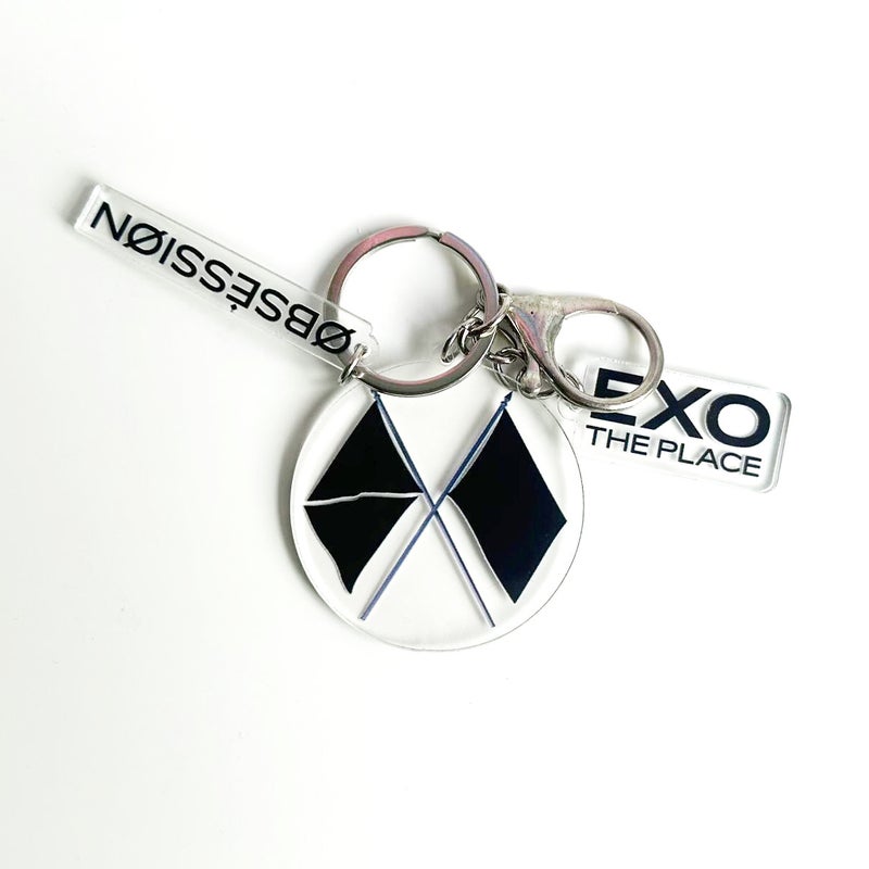 bp pink ink straykids iu twice AE itzy same three-piece keychain key pendant peripheral exo 2