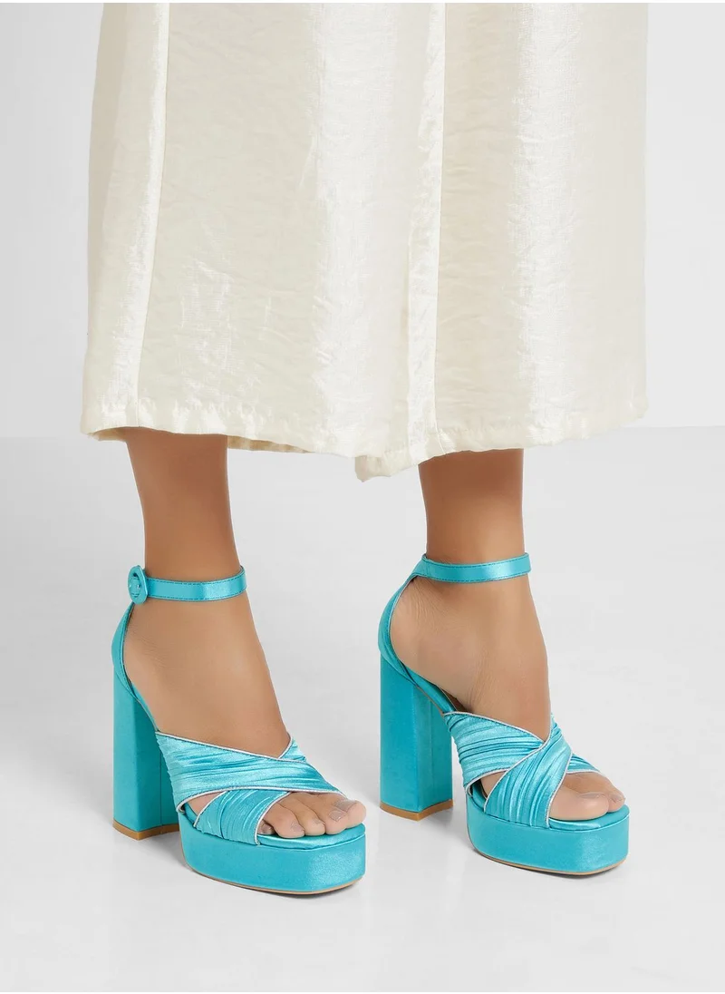 خزانة Metallic Trim Platform Satin Sandal