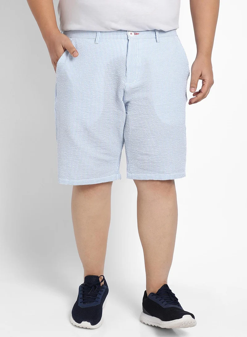 انستافاب بلس شورت رجالي أزرق فاتح مخطط من قماش السيرساكر للاستخدام اليومي