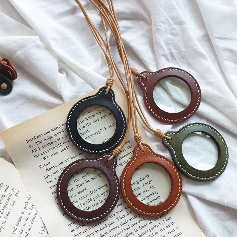 Portable Magnifier with Leather Case, 3x Magnification - Image 3