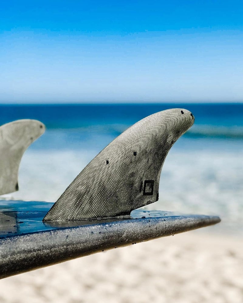 Surf Squared Twin, Thruster or Quad Fin Set - Solid Fiberglass for Lightweight Durability & Top Performance - Compatible with Futures Single Tab Surfboards - Image 5
